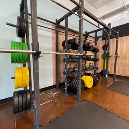 New squat racks and equipment! New squat racks and equipment!
