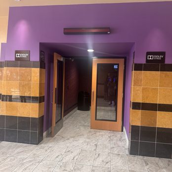 Maya Cinemas - Theater 1 without a number or the name of the movie - Cinema Near Me - Salinas, California Maya Cinemas - Theater 1 without a number or the name of the movie - Cinema Near Me - Salinas, California