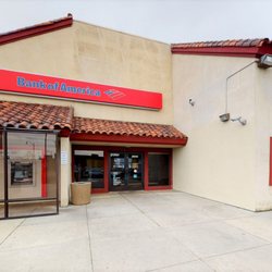 Bank of America Financial Center - Storefront