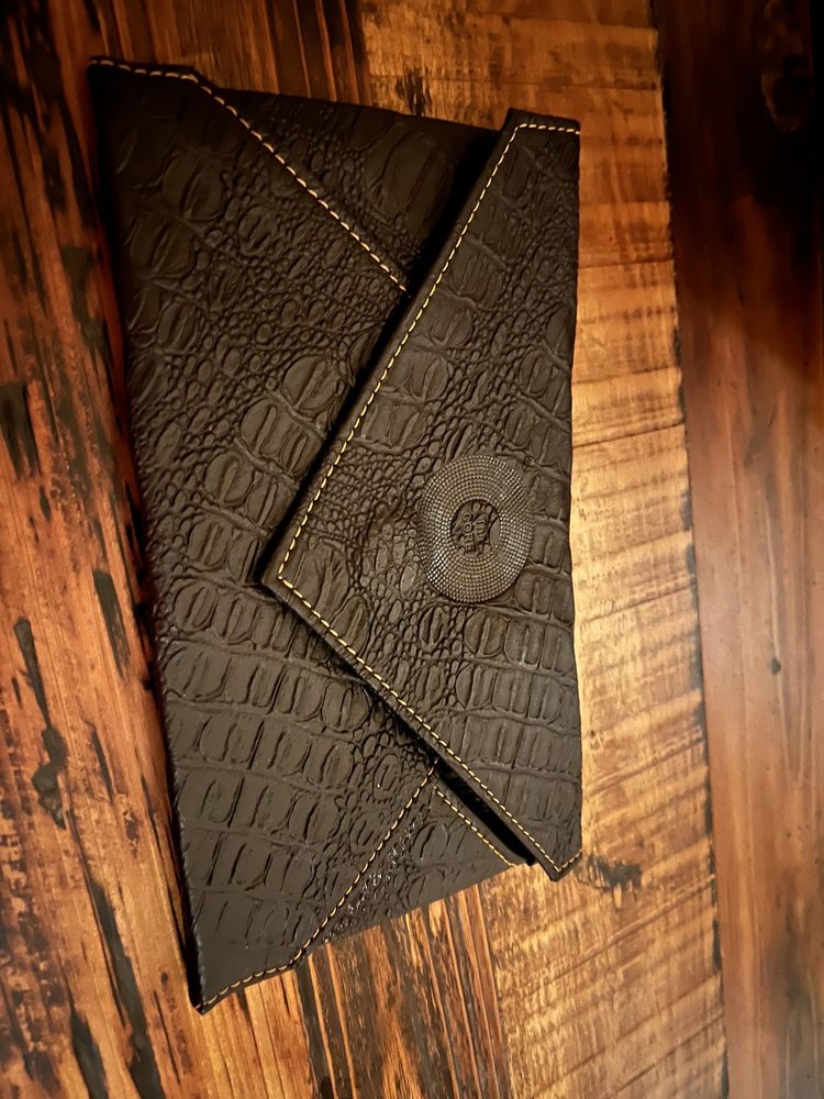 DECANTER LOUNGE Updated May 2024 901 N Heritage Dr, Ridgecrest, California Lounges Phone