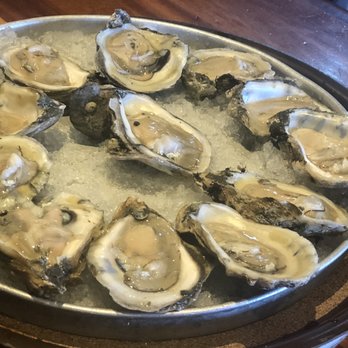 Surf Hut - Oysters on the half shell - Seafood Near Me - Destin, Florida Surf Hut - Oysters on the half shell - Seafood Near Me - Destin, Florida