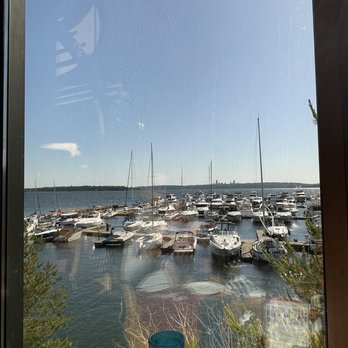 Anthony's HomePort - Kirkland - Bay view - Seafood Near Me - Kirkland, Washington