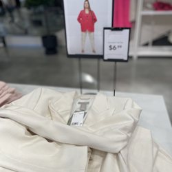 H&M