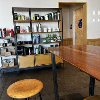 Starbucks - Coffee & Tea Near Me - Fresno, California Starbucks - Coffee & Tea Near Me - Fresno, California