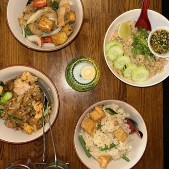 Same Same Thai - Pad see ew Drunken noodles  Crab rice  Green Curry Fried Rice - Wine Bars Near Me - Los Angeles, California