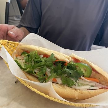 Pho Que Huong 2 - Bánh Mì Đặc Biệt (Specialty Sandwich) - Vietnamese Near Me - Honolulu, Hawaii Pho Que Huong 2 - Bánh Mì Đặc Biệt (Specialty Sandwich) - Vietnamese Near Me - Honolulu, Hawaii