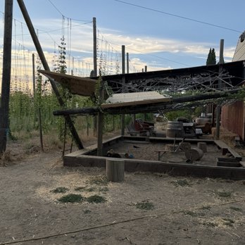 Ruhstaller Farm - A fun sandbox for the Chidlers - Breweries Near Me - Dixon, California Ruhstaller Farm - A fun sandbox for the Chidlers - Breweries Near Me - Dixon, California