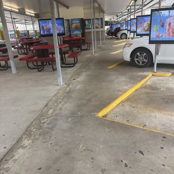 Sonic Drive-In - A Dump - Ice Cream & Frozen Yogurt Near Me - Saint Francisville, Louisiana