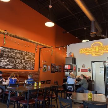 Smash & Shake - Dining area. Yes, good ac - Burgers Near Me - Albuquerque, New Mexico Smash & Shake - Dining area. Yes, good ac - Burgers Near Me - Albuquerque, New Mexico