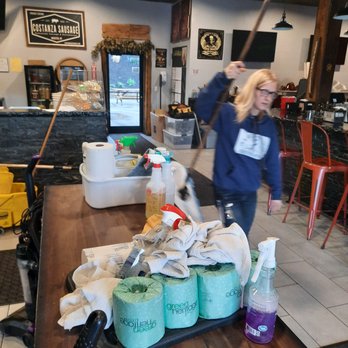 In and Out Janitorial - Office Cleaning Near Me In and Out Janitorial - Office Cleaning Near Me
