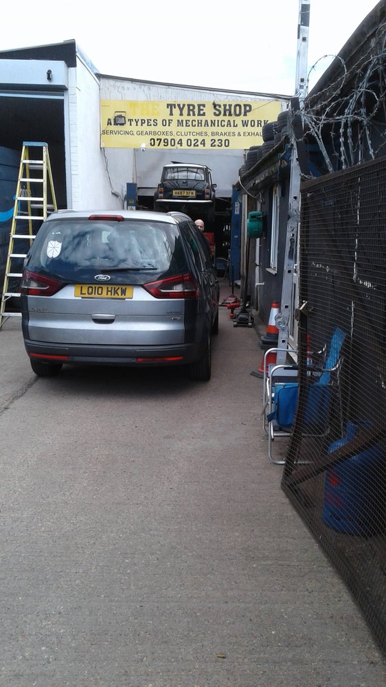 THE TYRE SHOP Updated April 2024 604 Mitcham Road, Croydon, London