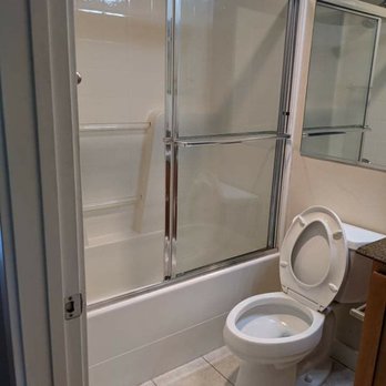Glorias House Cleaning - Home Cleaning Near Me Glorias House Cleaning - Home Cleaning Near Me