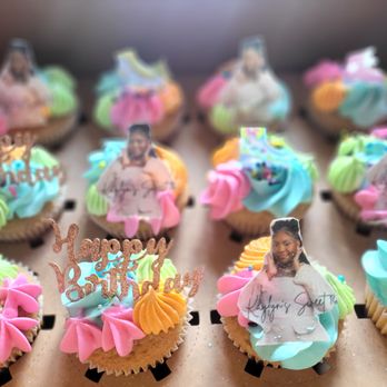 A Gift from a Dove - Roller skate sweet 16 cupcakes - Desserts Near Me A Gift from a Dove - Roller skate sweet 16 cupcakes - Desserts Near Me