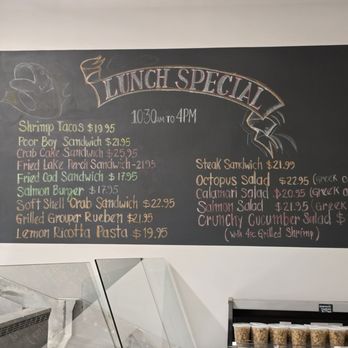 Boston Fish Market - Lunch special menu board in the market room - Seafood Markets Near Me - Wheeling, Illinois