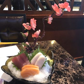 Sakura - Sushi Bars Near Me - Kapolei, Hawaii