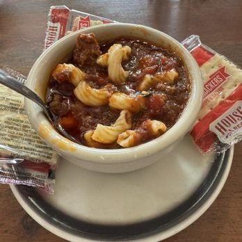 Spanky's - Mac, beef and tomato soup - Sandwiches Near Me - Massena, New York