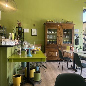 Flapjax - The dining room of the restaurant - New American Near Me - Santa Monica, California