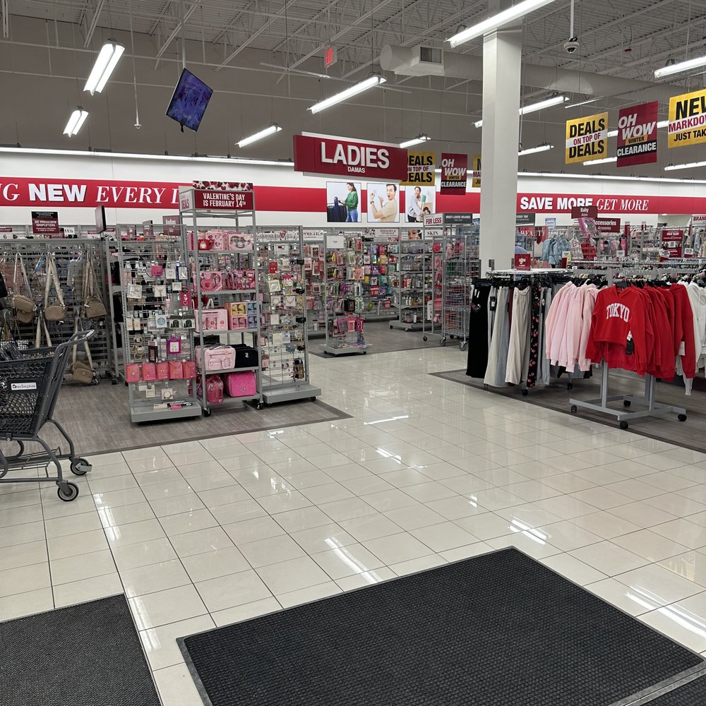Burlington - Bright and clean - Department Stores Near Me - Rochester Hills, Michigan