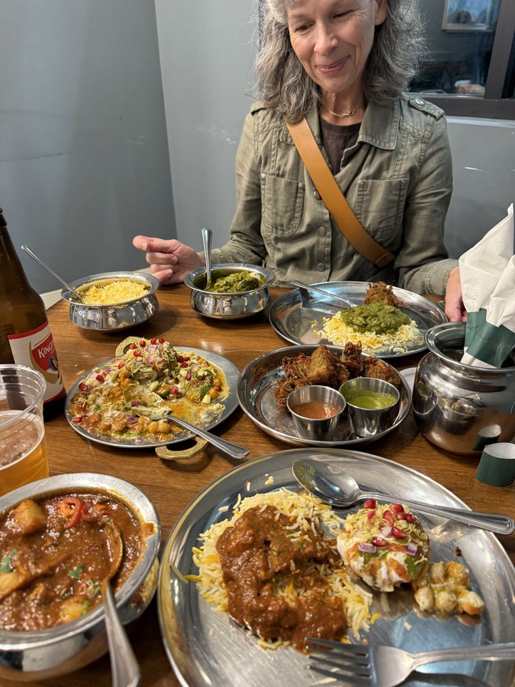 Train to Mumbai - Farm Indian Kitchen Logo