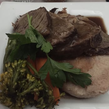 Hawaiian Airlines - Braised short ribs - Airlines Near Me - San Jose, California Hawaiian Airlines - Braised short ribs - Airlines Near Me - San Jose, California