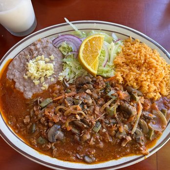La Esperanza Restaurant - a plate of mexican food - Mexican Near Me - Chicago, Illinois