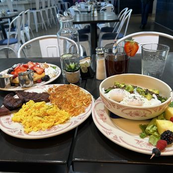 Eggstasy - Steak & Eggs Benedicted  Quinoa Bowl - Breakfast & Brunch Near Me - Phoenix, Arizona