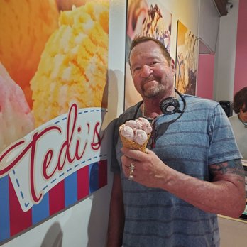 Tedi's Olde Tyme Ice Cream - Strawberry Waffle cone - Ice Cream & Frozen Yogurt Near Me - St. Augustine, Florida