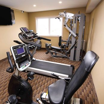 Quality Inn & Suites - Hotels Near Me - Bathurst, New Brunswick