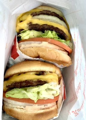 In-N-Out Burger by null