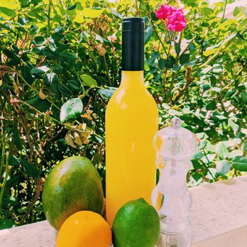 Crafter's Cocktails - Cinco de Mango - Cocktail Bars Near Me - Austin, Texas Crafter's Cocktails - Cinco de Mango - Cocktail Bars Near Me - Austin, Texas