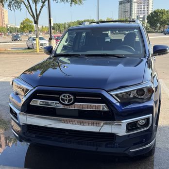 Vandergriff Toyota - Car Dealers Near Me - Arlington, Texas