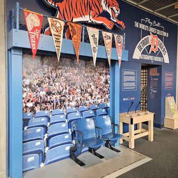 Grand Rapids Public Museum - Baseball - Museums Near Me - Grand Rapids, Michigan