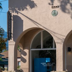 Linen Laundry - Linen Laundry Store Front - Santa Barbara, CA | www.LinenClean.com