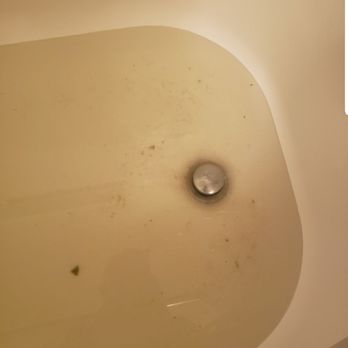 Palm Gate Apartments - Clogged showers - Apartments Near Me - South Gate, California Palm Gate Apartments - Clogged showers - Apartments Near Me - South Gate, California