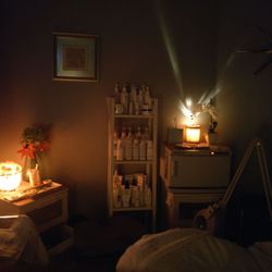 Essentials Massage & Facials of Wesley Chapel - Inside one of the rooms