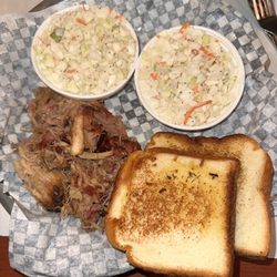 Rib Country BBQ - Cleveland - Pulled pork and coleslaw