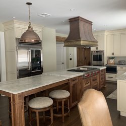Design Line Kitchens - Kitchen