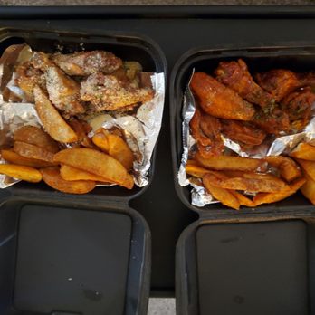 WingMan Redlands - Garlic Parmesan and bangin Buffalo - Chicken Wings Near Me - Redlands, California