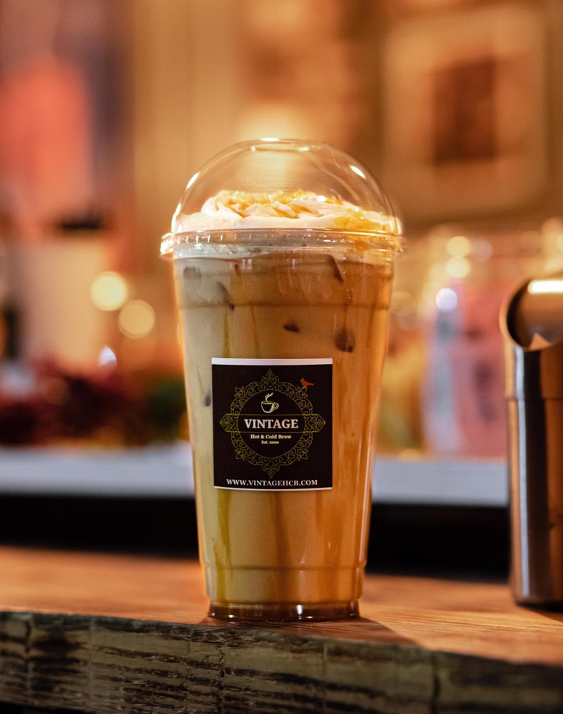 Vintage Hot & Cold Brew Logo