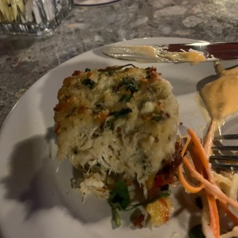 Claytons Siesta Grille - Crab cake yumminess - New American Near Me - Sarasota, Florida Claytons Siesta Grille - Crab cake yumminess - New American Near Me - Sarasota, Florida
