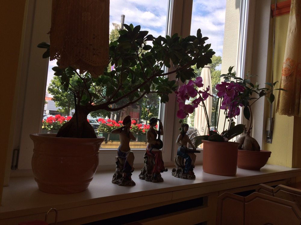 Lanmys Thai China Bistro