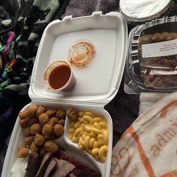 Donn's BBQ & Catering - Barbeque Near Me - Austin, Texas
