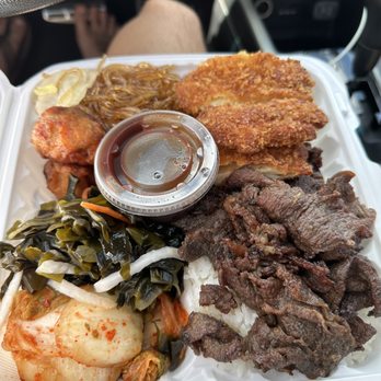 Mama Woo's BBQ - Chicken Katsu and bulgogi plate - Korean Near Me - Honolulu, Hawaii Mama Woo's BBQ - Chicken Katsu and bulgogi plate - Korean Near Me - Honolulu, Hawaii