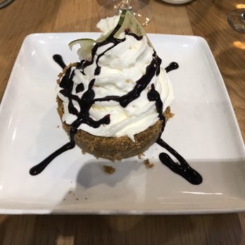 Elway's - Key Lime Pie - New American Near Me - Denver, Colorado