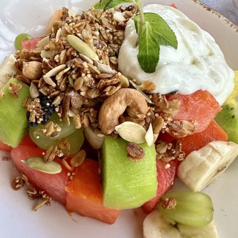 ZIGGY Beach Club & Restaurant - Fruit - Mexican Near Me - Tulum, ROO