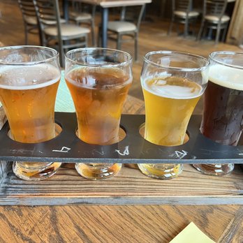 Coasters Taphouse - Beer Flight - Gastropubs Near Me - Cocoa Beach, Florida