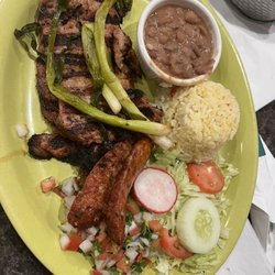 El Taco Guapo - More food
