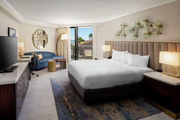 Hilton Marco Island Beach Resort and Spa by null