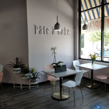Pâte à Cake - tables and chairs in front of a window - Patisserie/Cake Shop Near Me - Gaithersburg, Maryland