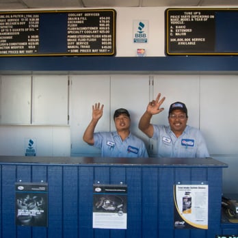 Bob's Pro Auto Service - Noui (friendly mechanic) & Bob Barbero (Store Owner) - Oil Change Stations Near Me - San Leandro, California